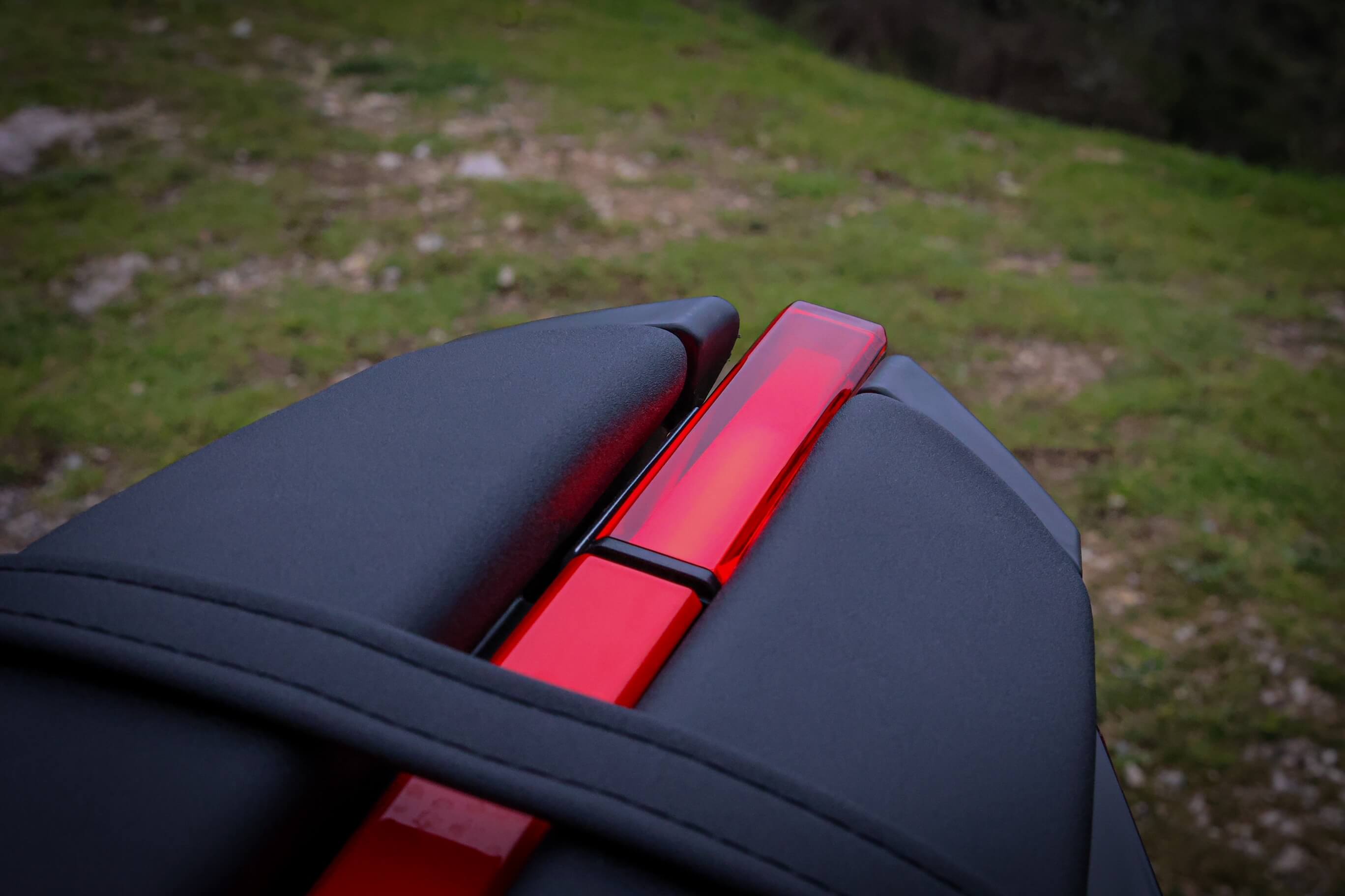 QJMOTOR SRK 421 RR détail arrière