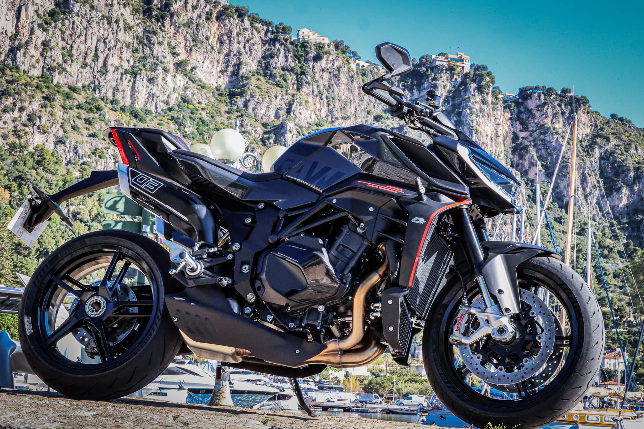 QJMOTOR SRK921 à Nice