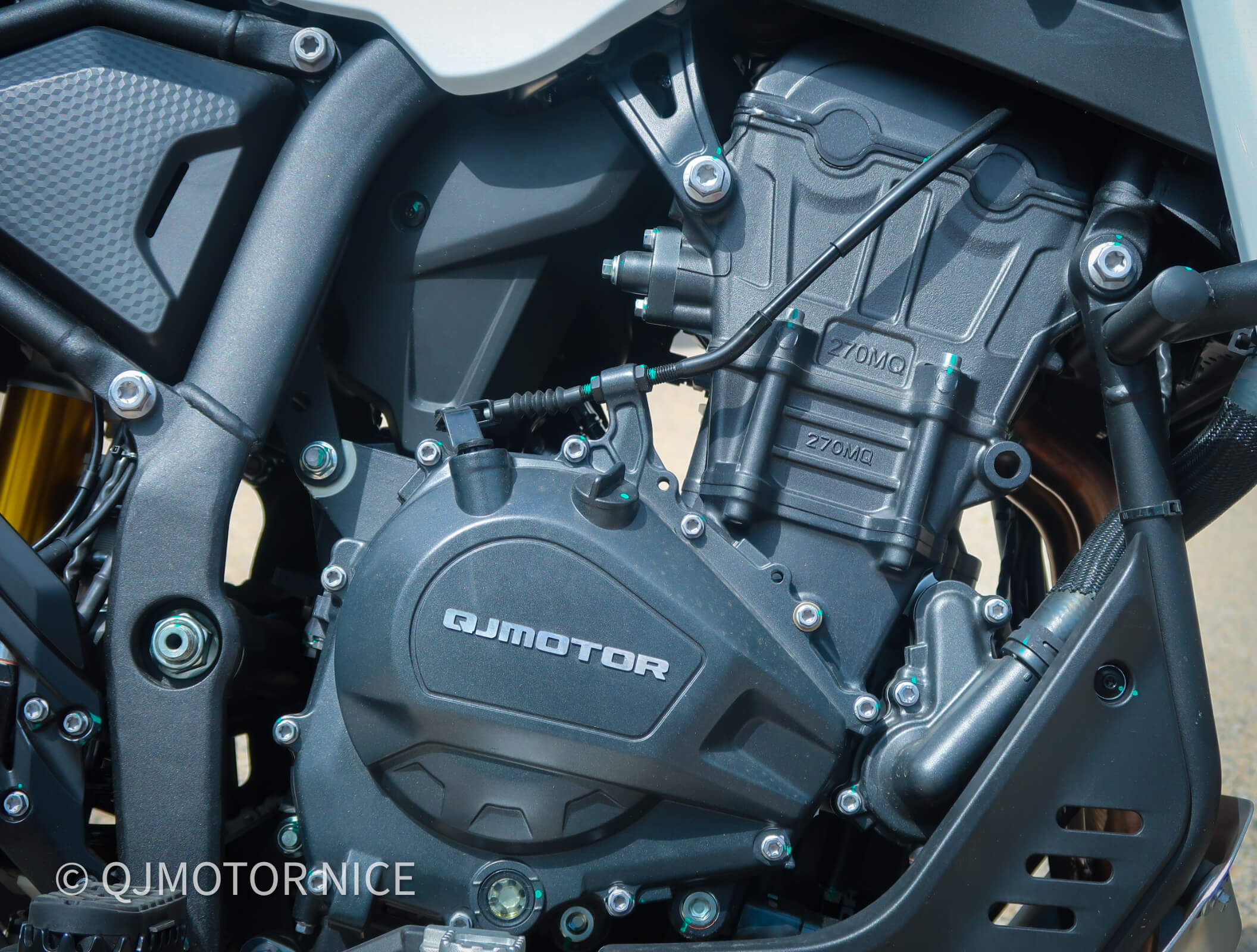 QJMotor SRT 450 SX disponible chez Bike’Up Nice